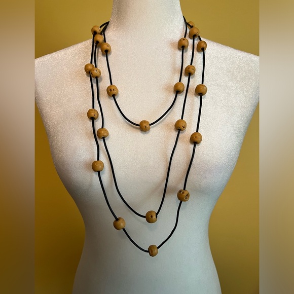 Necklace-one-of-a-kind, leather and lava beads - Picture 2 of 4